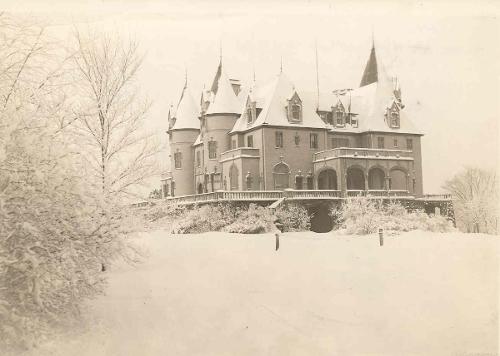 Chateau winter 1929