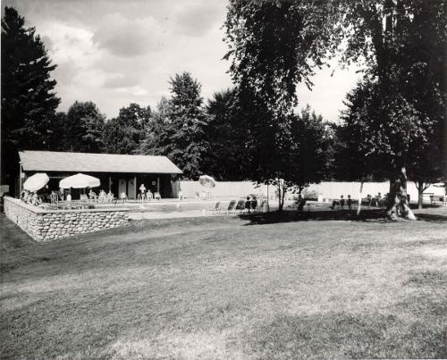 Exterior Pool 1957 (Brown)
